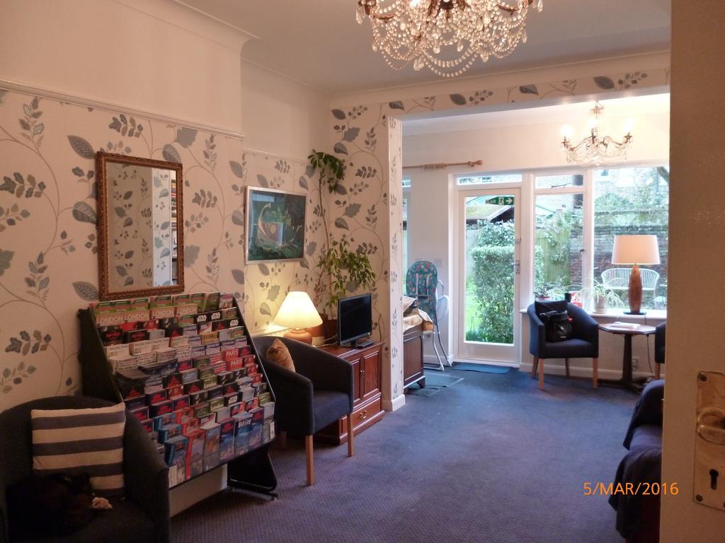 Grange Lodge Hotel - B&B London Exteriör bild